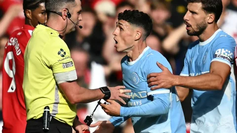 Roy Keane انتقاد کرد: Phil Foden نباید اخراج می‌شد