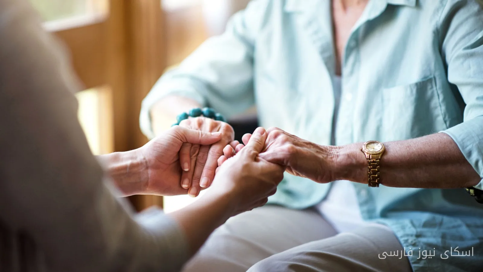 Hundreds of Britons Leave Their Jobs Every Day to Care for Loved Ones